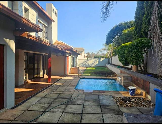 4 BEDROOM HOUSE FOR SALE IN RIETVLEI RIDGE COUNTRY ESTATE